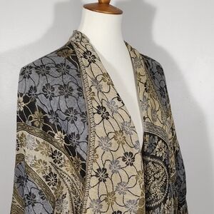 Paparazzi Black and Gold Floral Cardigan